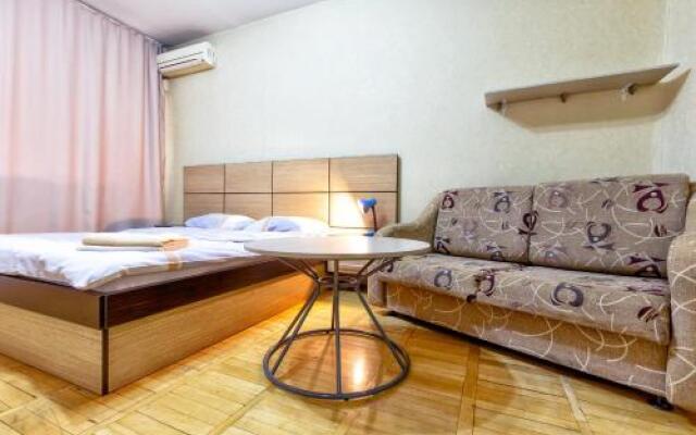 Уютная квартира в центре. Cozy apartment in the city center. 430