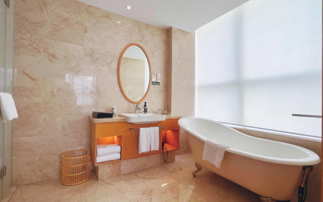 Qingdao Sophia International Hotel