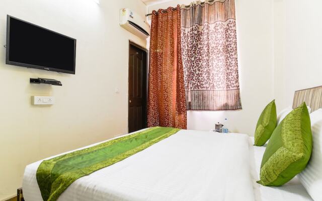 Treebo Trip Golden Villa