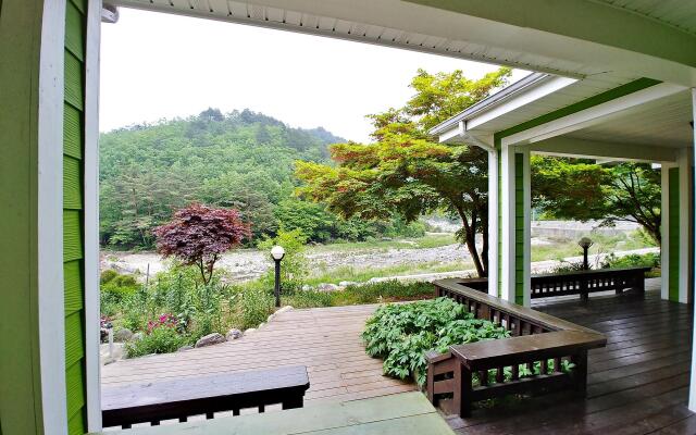 Yang Yang Sangol Yeohang Pension