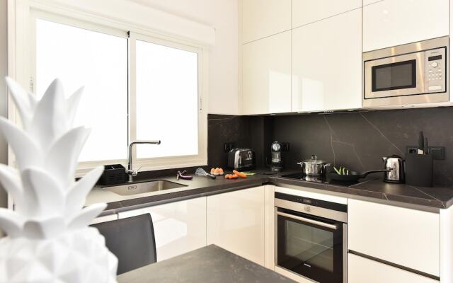 Luxury Penthouse With Terrace Mogan VII