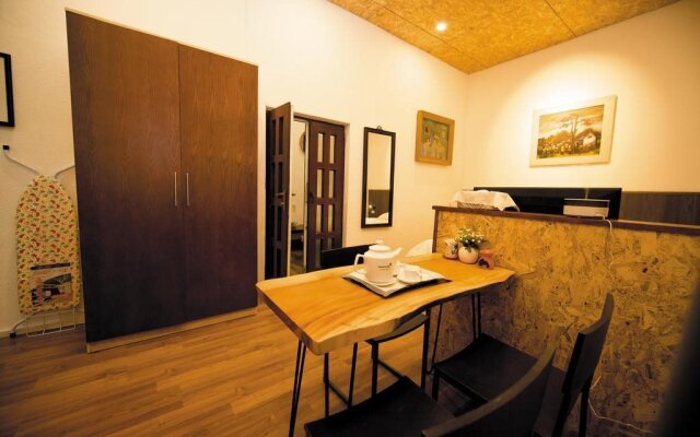 Elegant Studio Apartment