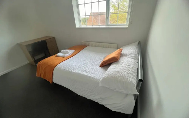 The Coral Guest House Winchester