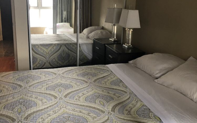 Canada Suites Yorkville