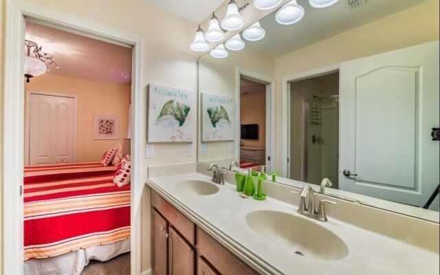 Stunning Champion's Home