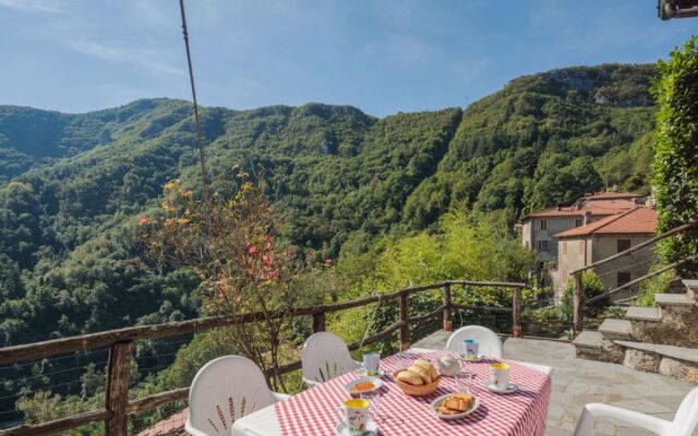 House Da Franca Pietrasanta