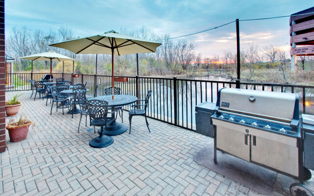 Staybridge Suites Chicago-Oakbrook Terrace by IHG