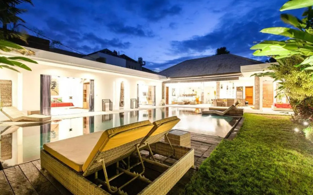 Villa Nikko I - Bidadari - Stunning 4-bdr villa in Seminyak