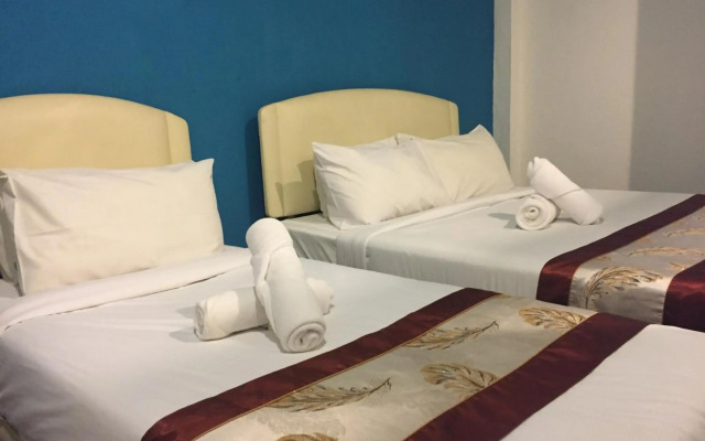 Woodpecker Lodge Kuching