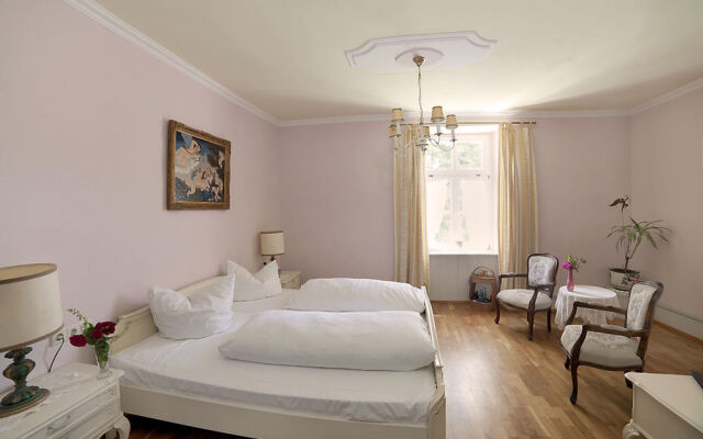 Hotel zum Kreuz St Peter