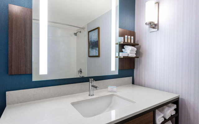 Hilton Garden Inn Islip/MacArthur Airport