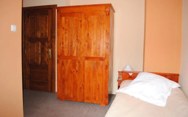 Juliu's Panzio Csikszereda