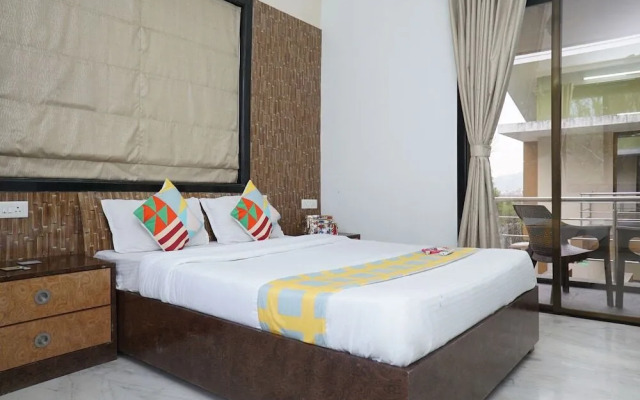 OYO 19519 Home Exotic 4BHK Villa Tungrali