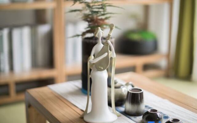 Qingbin Shiguang Guesthouse (Building 1)