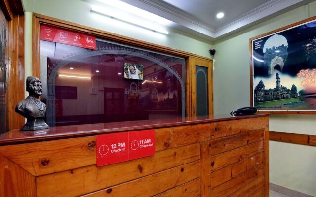 OYO Flagship 22643 Hotel Majestic Deluxe Lodging