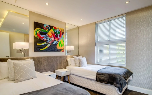 Elegant Apartment at the Waterclub Amani Views