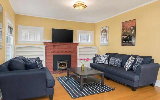 Seattle Vacation Home: The Campus