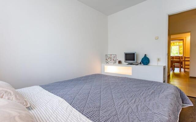 Apartments in the Parus 7 neighborhood