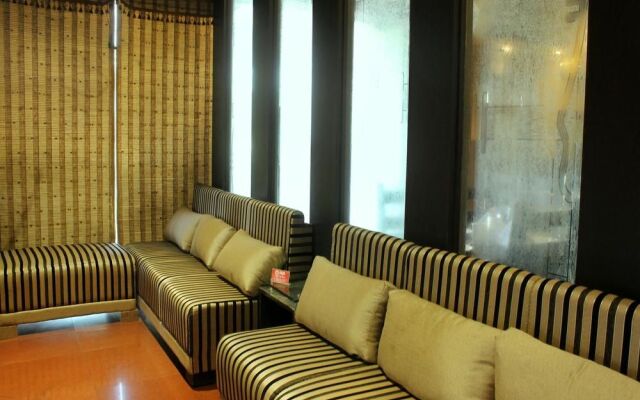 OYO Rooms 100ft Road Udaipur