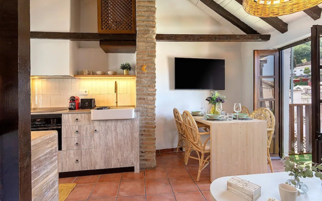 Luxury House in Granada Center. Reyes II