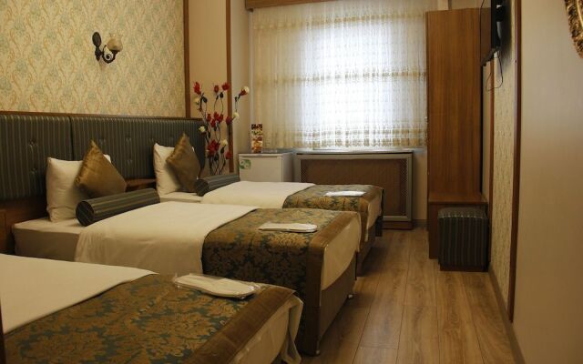 Grand Gross Hotel