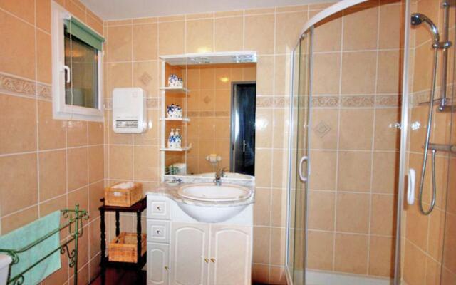 Alluring holiday home in Cazouls D'hérault with pool