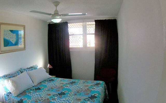 2 Bedroom Condo in Surfers Centre
