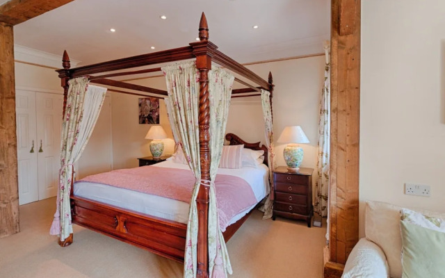 The Edgemoor Hotel
