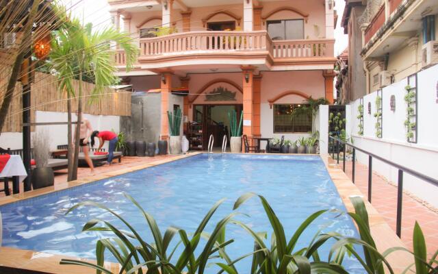 Tropical Breeze Guesthouse