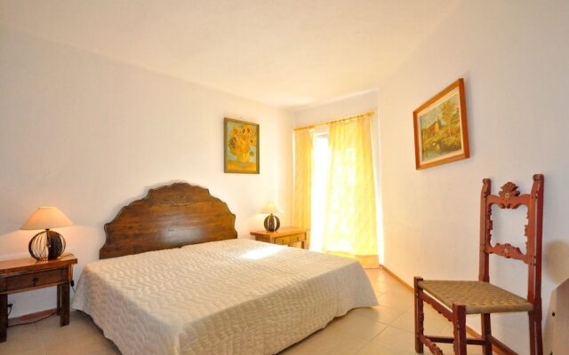 Beautiful Villa With Private Swimming Pool Near the Center of Vilamoura