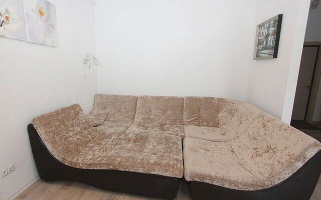 Улучшенные апартаменты «ApartLux Профсоюзная 24»