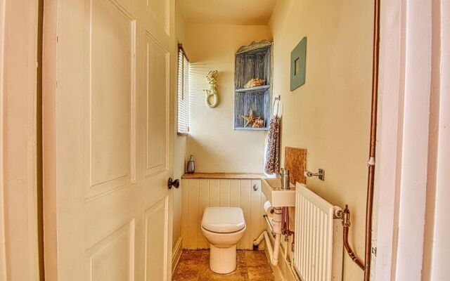 Ghar Homes - Bath Large Family Home