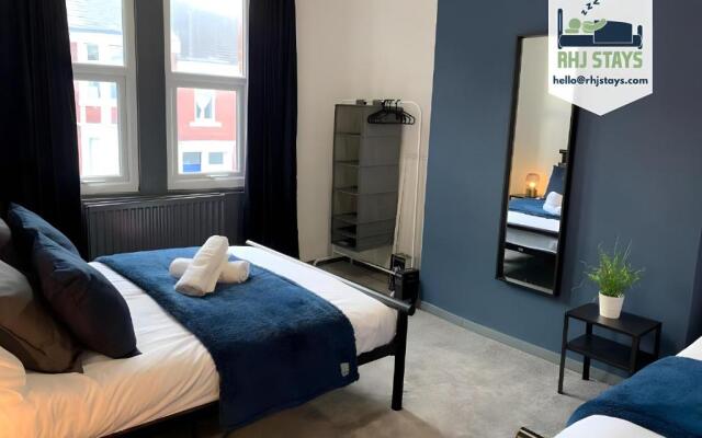 Saltwell - Delightful 3 Bedroom free parking free wifi