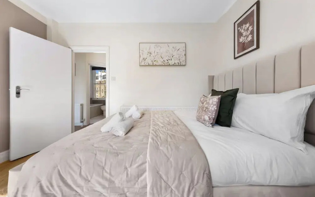 Stunning 2B Flat in South Kensington Near Station