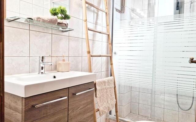 Colimbos accommodation, 2 min from the beach