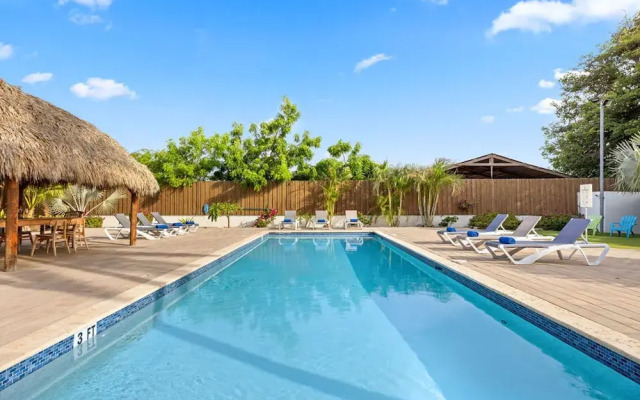 Turibana Plaza Suite 12