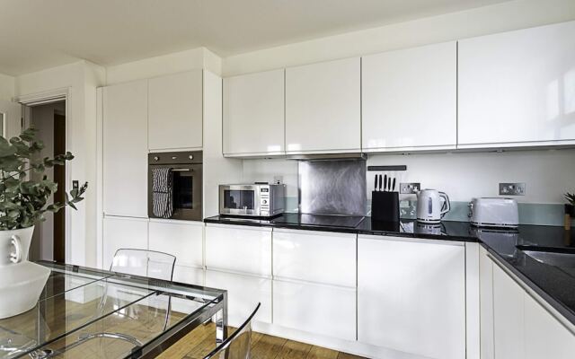 Tranquil Belsize Park Haven With Stunning Views