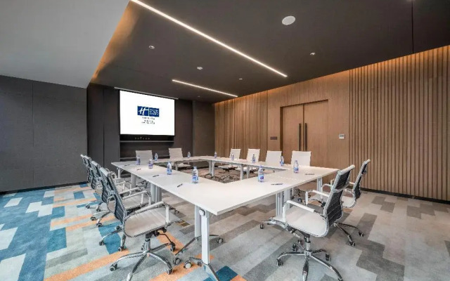 Holiday Inn Express Zhuhai Gongbei by IHG