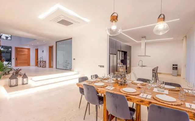 A Tale of Luxury Serenity and Oceanfront Bliss