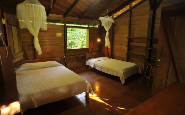 Suital Lodge