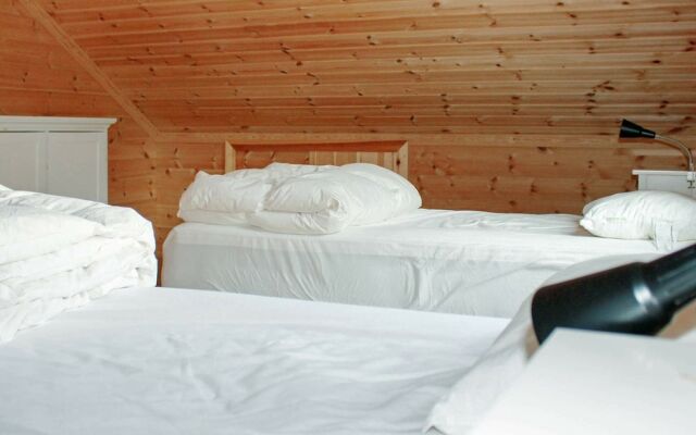 8 Person Holiday Home in Hebnes