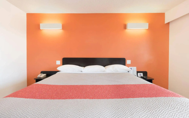 Motel 6 Fort Nelson, BC