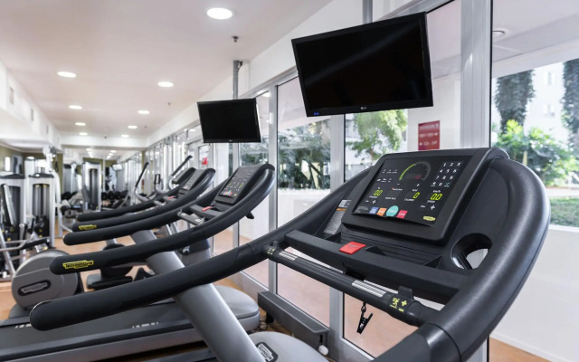 Courtyard by Marriott Prague Airport
