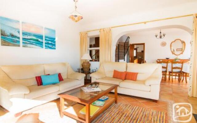 Abahana Villas Dorothea