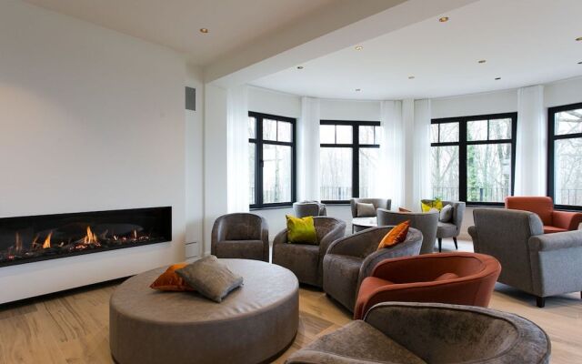 Upscale Mansion In Kluisbergen With Sauna And Terrace