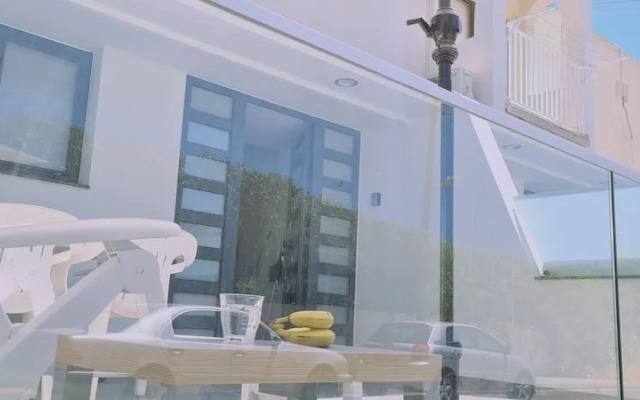 Nissi Twins Apartments by STAY BnB