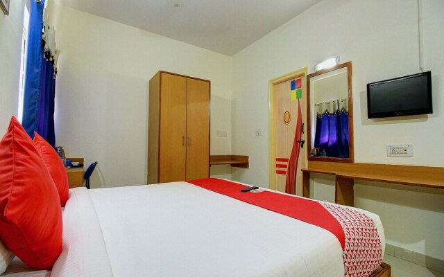 OYO 15415 Hotel Ample Inn Vidyanagar