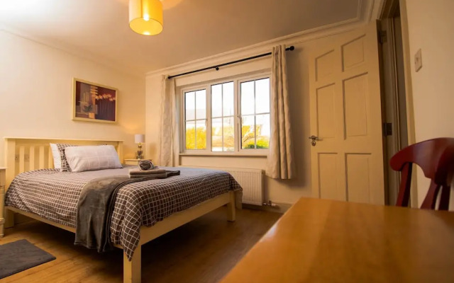 Bradog House - Beautiful 4 Bedroom House in Central Bundoran