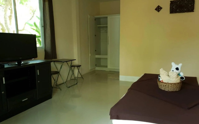 Baan Suan Phidchamika