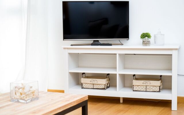 Charming Studio Refino